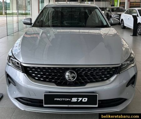 Pandangan Hadapan Kereta Proton S70 Silver