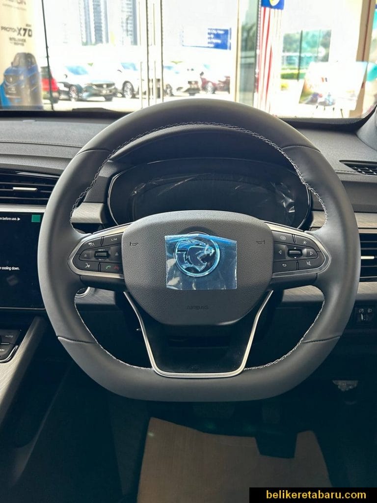 Gambar stereng kereta Proton X70