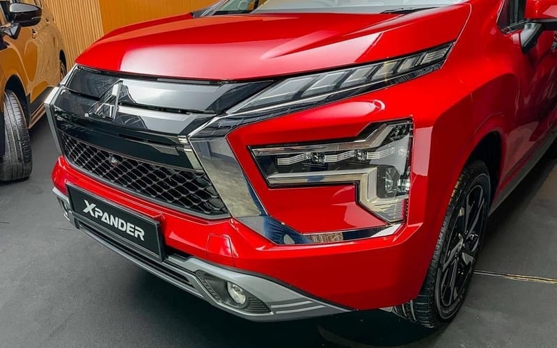 Gambar gril hadapan kereta Mitsubishi Xpander Facelift