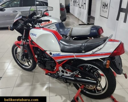 Gambar motosikal Yamaha RZ250R YPVS recond import direct dari Jepun