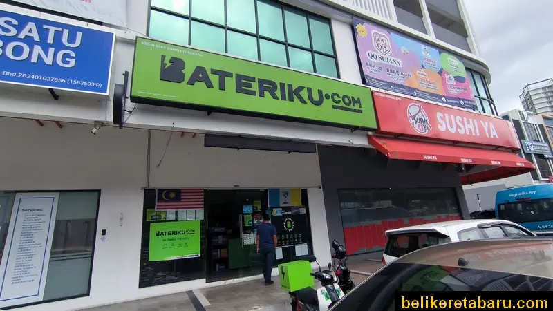 Kedai alat ganti kenderaan Bateriku